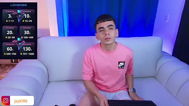 Snapshot of Jey_keler1 chatting on October 16, 2025, 2:12 am Jey keler1 online show from October 16, 2025, 2:12 am