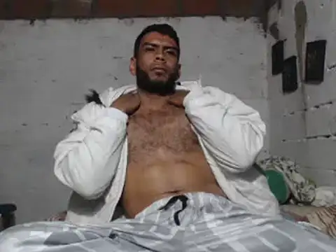 Snapshot of erik_alexander chatting on January 17, 2025, 6:26 am erik alexander online show from January 17, 2025, 6:26 am