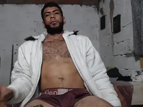 Snapshot of erik_alexander chatting on January 27, 2025, 4:20 am erik alexander online show from January 27, 2025, 4:20 am