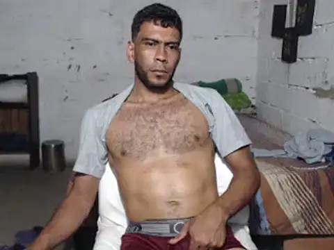 Snapshot of erik_alexander chatting on February 7, 2025, 12:42 am erik alexander online show from February 7, 2025, 12:42 am