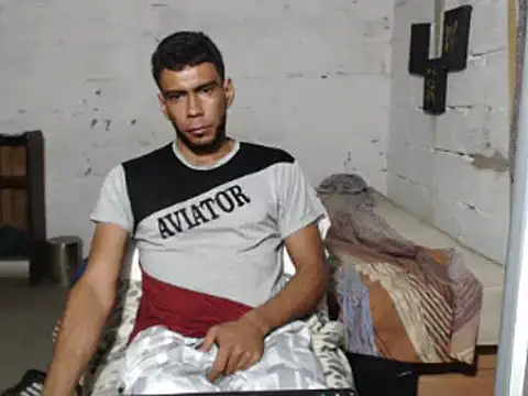 Snapshot of erik_alexander chatting on February 9, 2025, 6:01 am erik alexander online show from February 9, 2025, 6:01 am