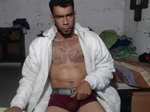 Snapshot of erik_alexander chatting on February 14, 2025, 9:56 am erik alexander online show from February 14, 2025, 9:56 am