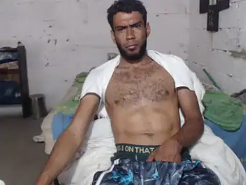 Snapshot of erik_alexander chatting on March 5, 2025, 12:44 pm erik alexander online show from March 5, 2025, 12:44 pm