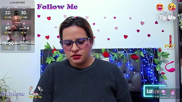 hazel 34 online show from November 6, 2025, 8:37 am