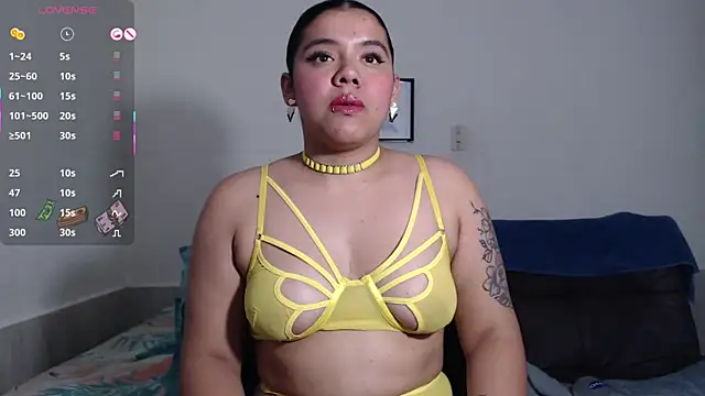 agata 22 online show from October 14, 2025, 3:40 am