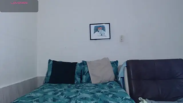 agata 22 online show from April 15, 2026, 3:46 am