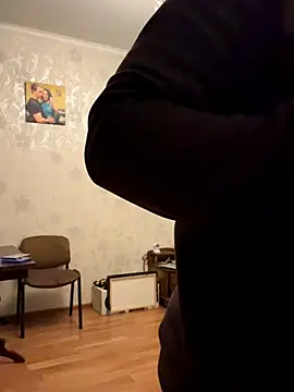 KristiDan online show from November 20, 2025, 11:04 pm