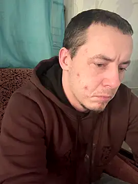 KristiDan online show from December 1, 2025, 9:20 pm