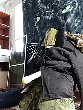 Snapshot of BigAssKi chatting on October 8, 2025, 10:35 am BigAssKi online show from October 8, 2025, 10:35 am