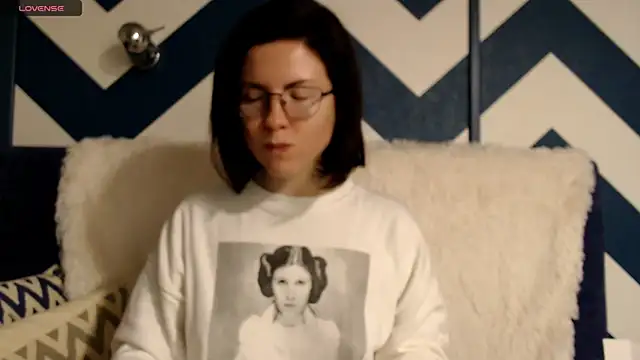 vaders daughter online show from December 13, 2024, 8:37 pm