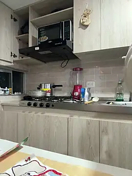 Barbie girl 69 online show from December 18, 2025, 11:00 pm