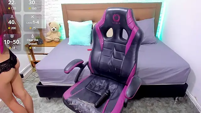 Snapshot of julieth_love_ chatting on October 3, 2025, 1:30 pm julieth love online show from October 3, 2025, 1:30 pm