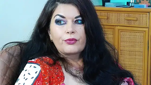 EllenGrace online show from November 28, 2025, 9:01 am