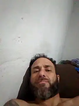 omlorim online show from November 3, 2025, 4:47 am