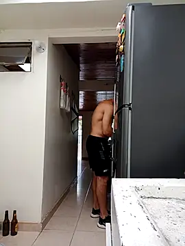 sebasxx97 online show from April 6, 2026, 2:07 pm