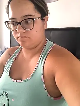 RachellGraham online show from March 17, 2025, 7:37 pm