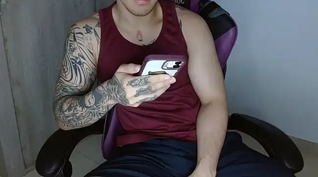 Sisoyalejo420 online show from December 30, 2024, 11:06 pm