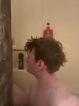 Snapshot of CreamyAustin chatting on March 9, 2025, 9:46 pm CreamyAustin online show from March 9, 2025, 9:46 pm