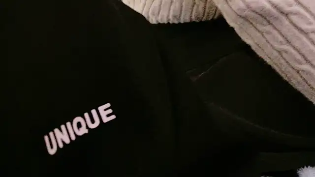 POCARI SWEAT online show from March 3, 2025, 1:20 pm