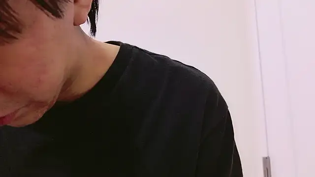 POCARI SWEAT online show from September 22, 2025, 5:42 am