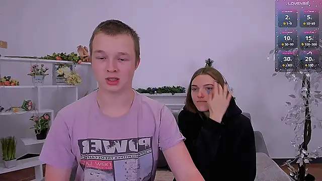  Olli  Stiw  online show from December 8, 2024, 8:04 pm