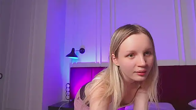 Beatrica Klein online show from January 20, 2025, 5:27 pm