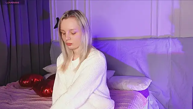 Beatrica Klein online show from February 12, 2025, 5:05 pm