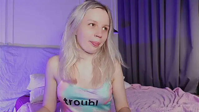 Beatrica Klein online show from February 19, 2025, 2:12 pm