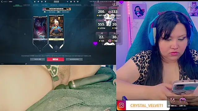 crystal7u7 online show from October 3, 2025, 8:06 pm