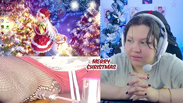 crystal7u7 online show from December 15, 2025, 10:58 pm