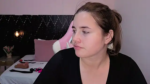 Aabby lee online show from May 23, 2026, 7:07 pm