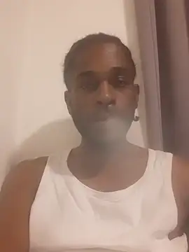 patrickfc  online show from October 15, 2025, 11:38 pm