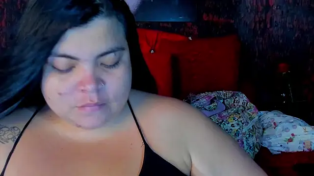 Snapshot of sobigcurvy4u chatting on December 18, 2024, 7:08 pm sobigcurvy4u online show from December 18, 2024, 7:08 pm