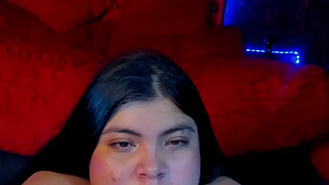 Snapshot of sobigcurvy4u chatting on December 19, 2024, 10:10 pm sobigcurvy4u online show from December 19, 2024, 10:10 pm