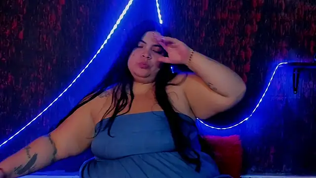 Snapshot of sobigcurvy4u chatting on December 22, 2024, 7:10 pm sobigcurvy4u online show from December 22, 2024, 7:10 pm