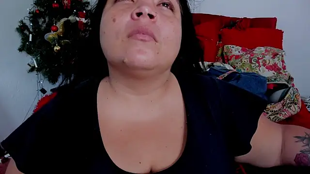 Snapshot of sobigcurvy4u chatting on January 7, 2025, 7:06 pm sobigcurvy4u online show from January 7, 2025, 7:06 pm