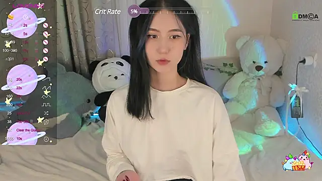 EmmaHixLove online show from December 4, 2024, 1:31 pm