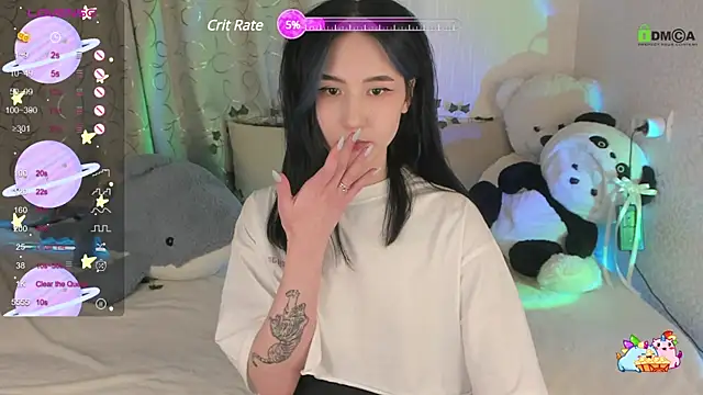 EmmaHixLove online show from December 7, 2024, 1:07 pm