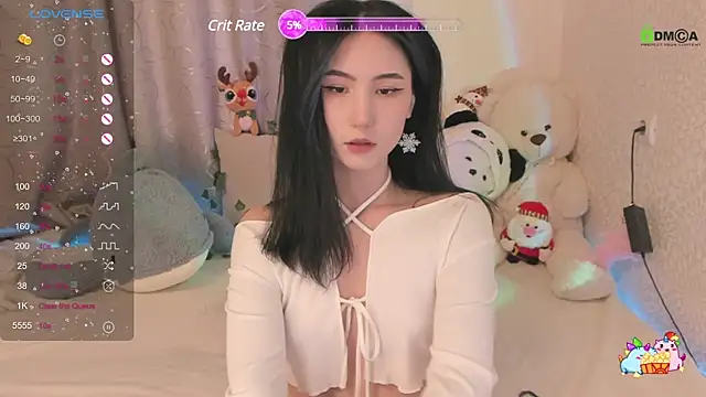 EmmaHixLove online show from December 31, 2024, 10:04 am