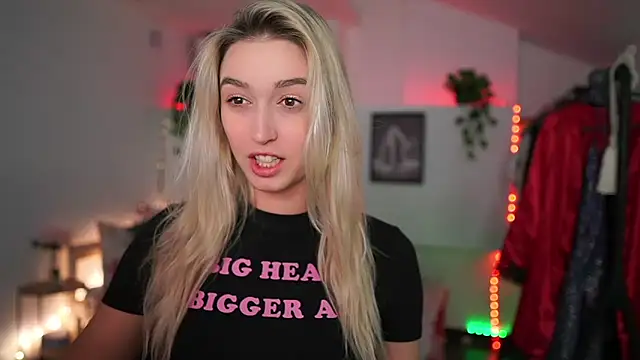 Alexis   Texas online show from December 10, 2024, 10:47 pm