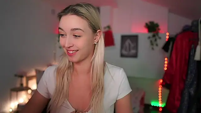 Alexis   Texas online show from December 11, 2024, 11:00 pm