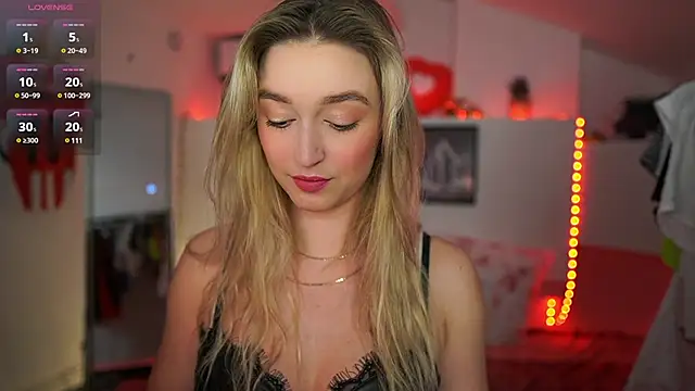 Alexis   Texas online show from March 12, 2025, 7:49 pm