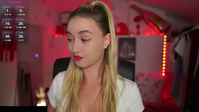 Alexis   Texas online show from September 12, 2025, 6:41 pm