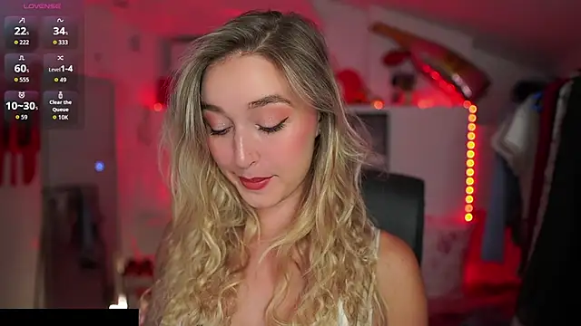 Alexis   Texas online show from October 3, 2025, 6:16 pm