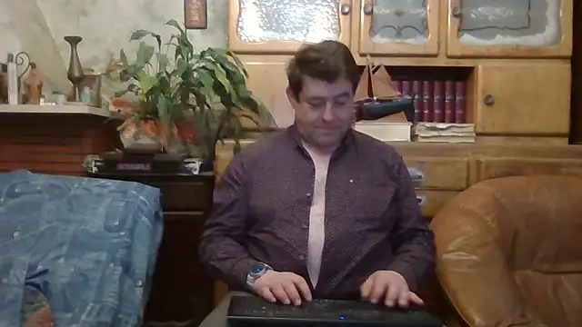 sympatrique online show from February 14, 2025, 8:48 pm