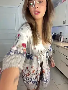 HumbleJess online show from December 23, 2025, 10:02 am