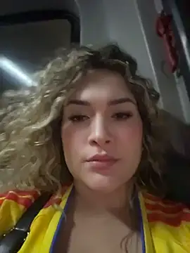 Sara smiiith211 online show from July 4, 2026, 12:06 am