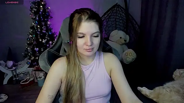lily williamss online show from December 17, 2024, 3:06 am