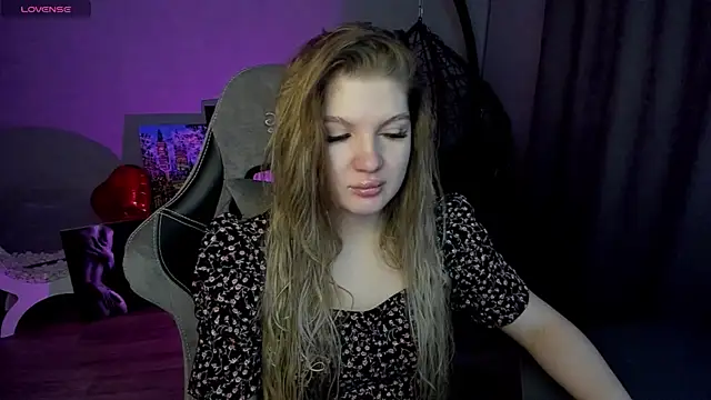 lily williamss online show from February 7, 2025, 12:20 am
