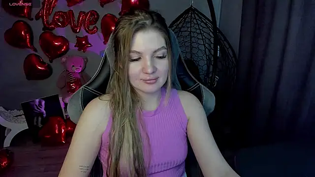 lily williamss online show from February 16, 2025, 3:47 am